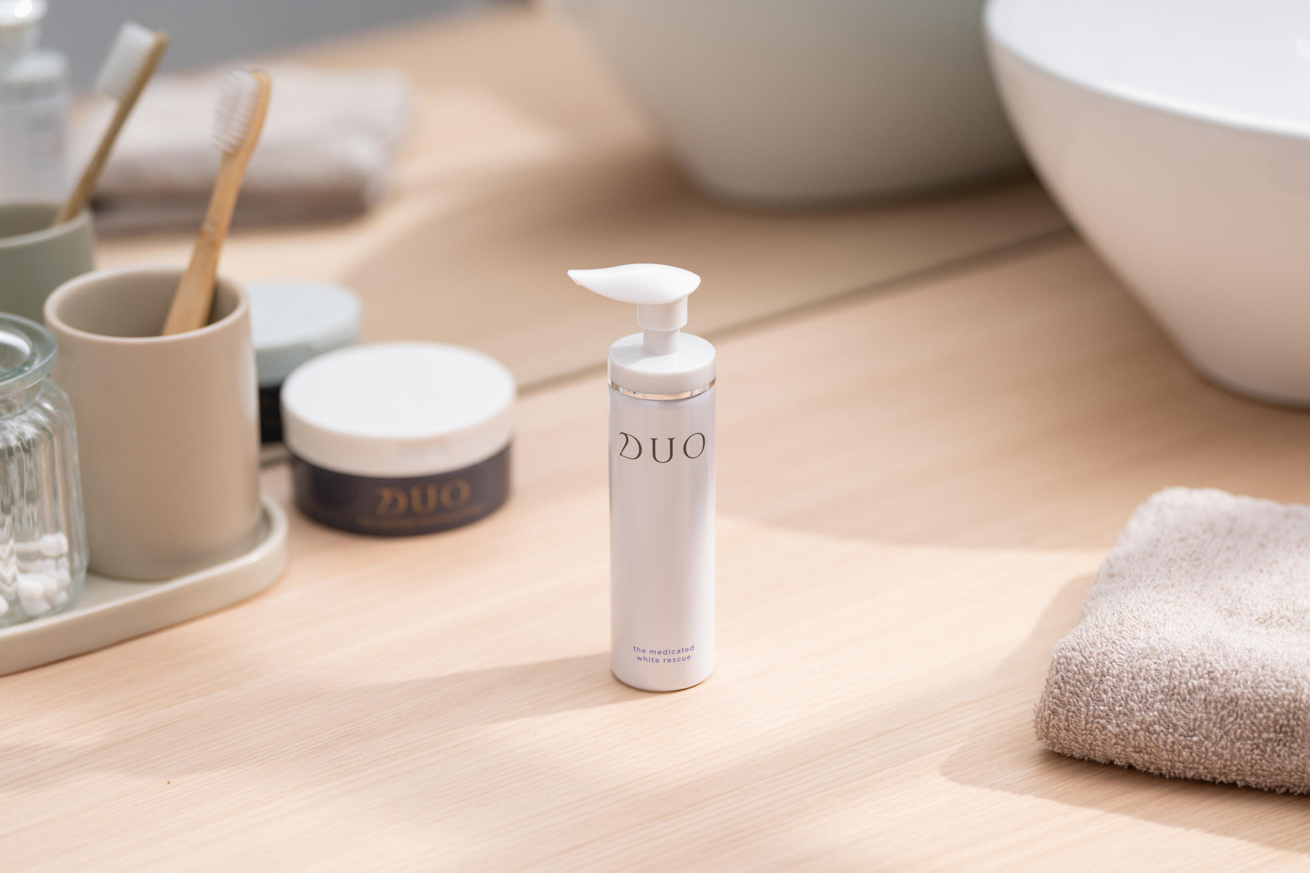 角版写真_DUO ザ 薬用ホワイトレスキュー