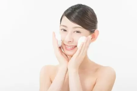 (Tóm tắt) 5 điều người muốn thu nhỏ lỗ chân lông nên làm