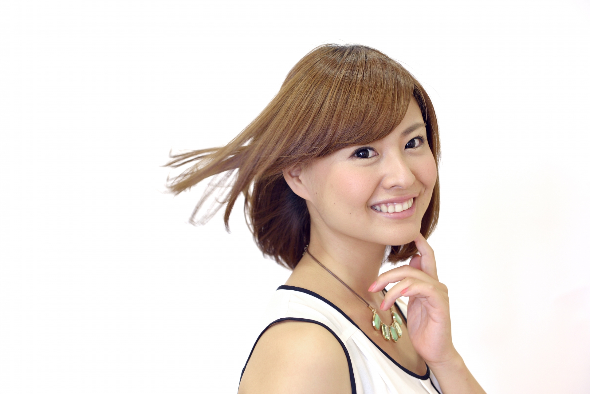 毛穴が目立つのは遺伝のせい?汚れのケア法はある?