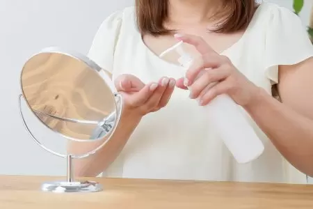 (Tóm tắt) Bảo vệ làn da của bạn khỏi điều hòa không khí bằng cách dưỡng ẩm kỹ lưỡng