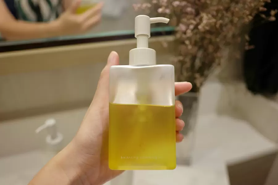 Làm sạch dầu