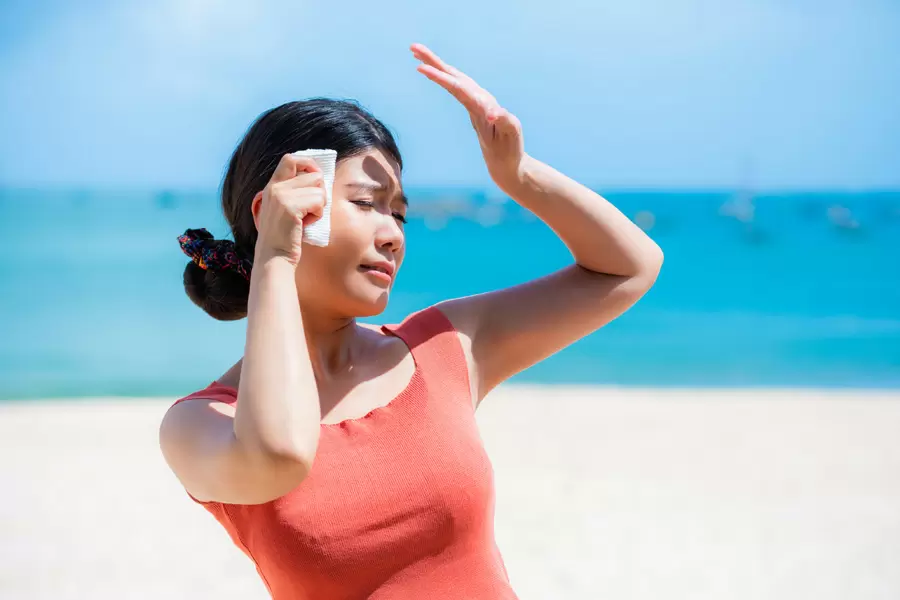 Lý do 1: Tia UV mạnh
