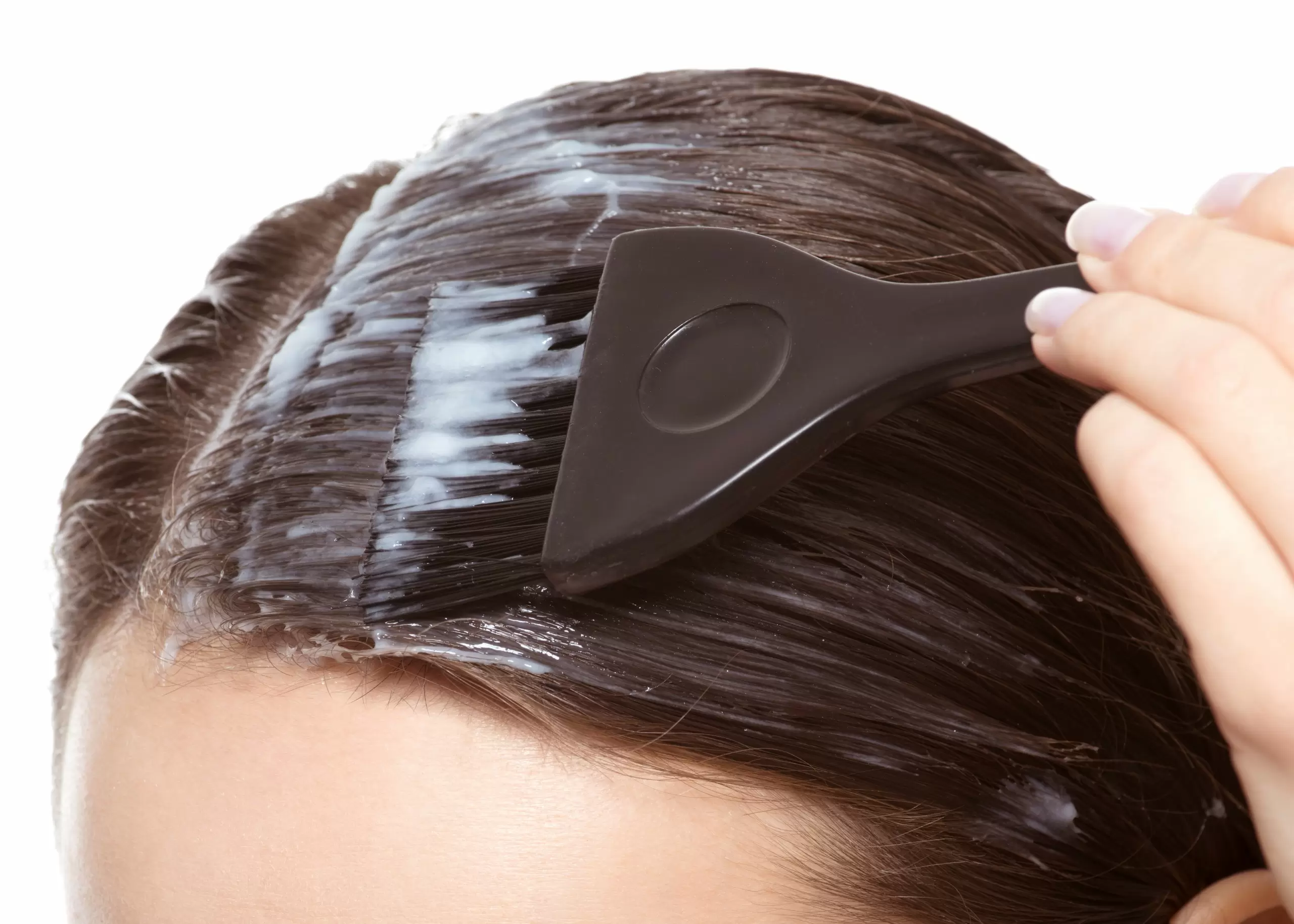 Sử dụng cọ để áp dụng phương pháp xử lý màu