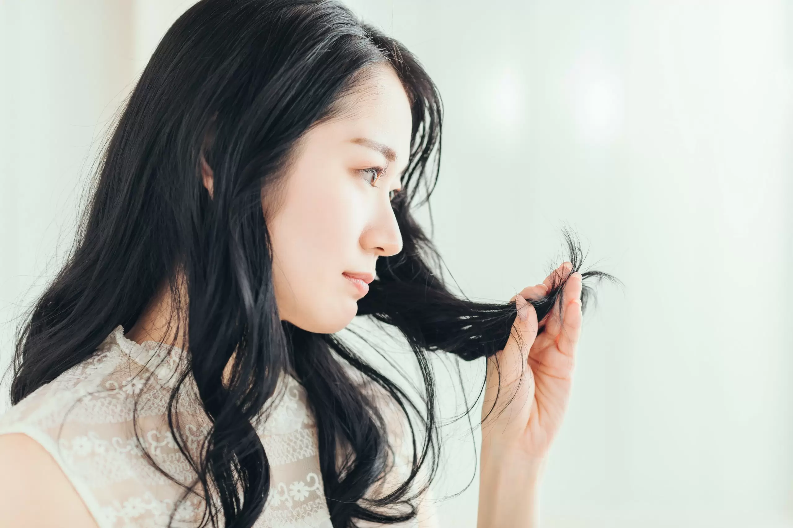 Người phụ nữ có mái tóc mỏng