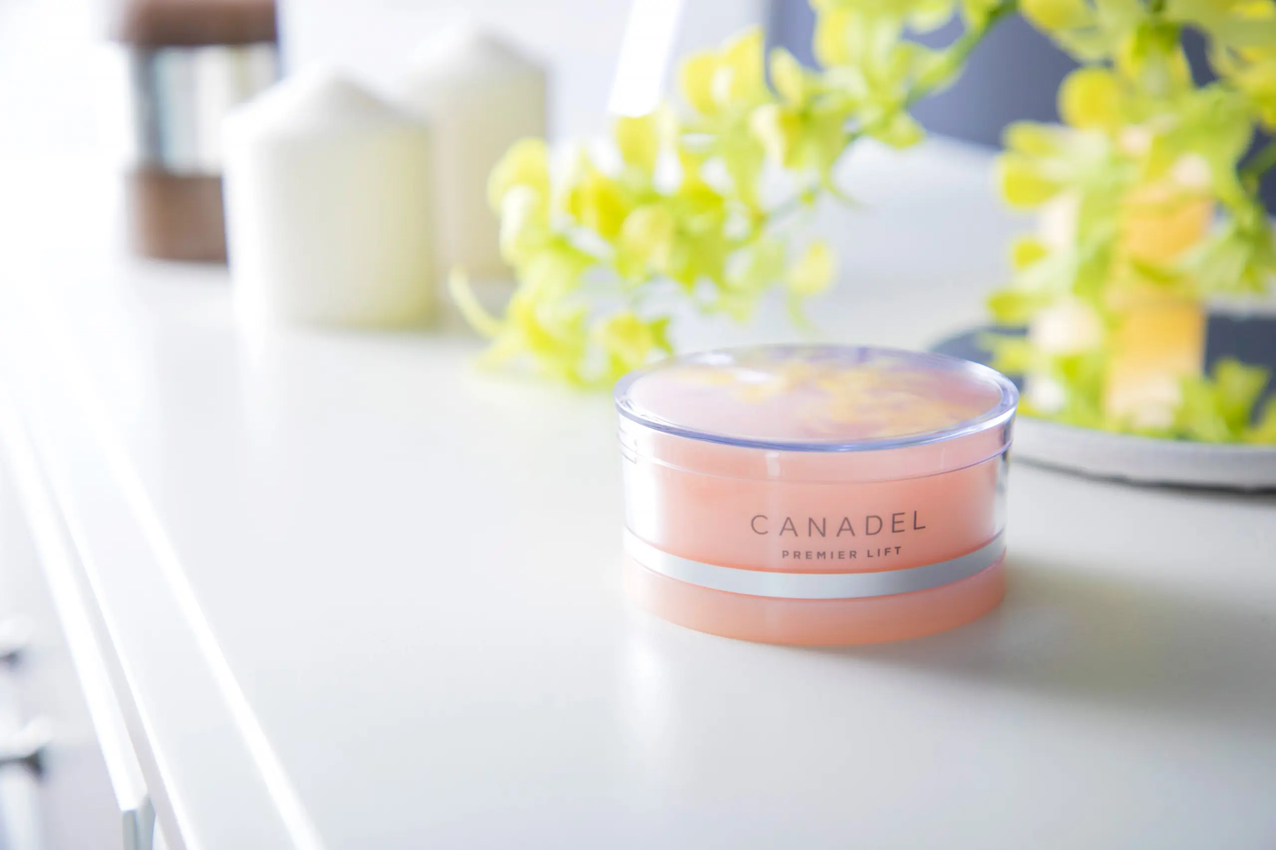 DUO・カナデル歴1年の50代社員の肌チェックしてみた ―スキンケアルー