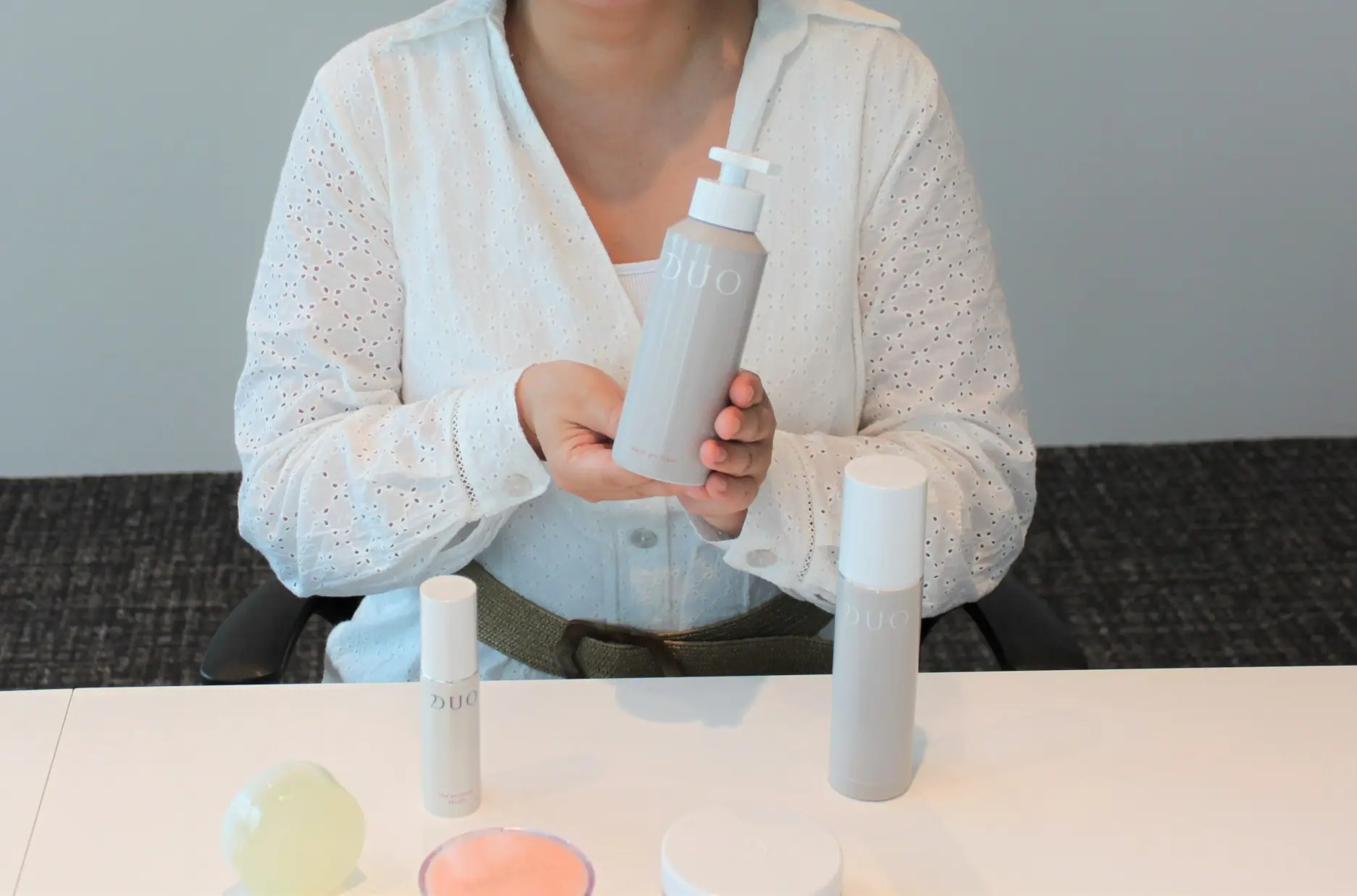 DUO・カナデル歴1年の50代社員の肌チェックしてみた ―スキンケアルー