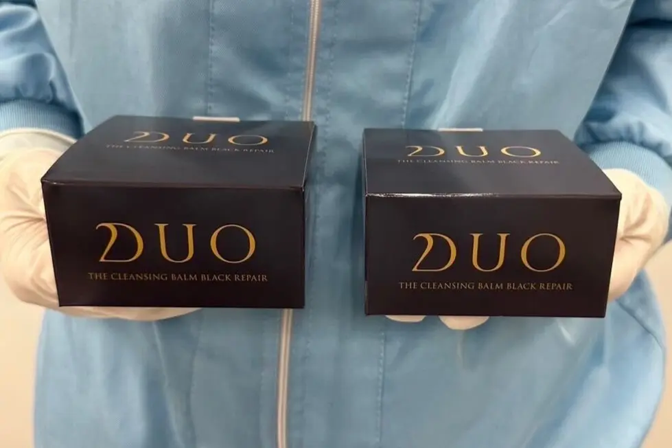 DUO「ザ クレンジングバーム ブラックリペア」の生産現場を見学
