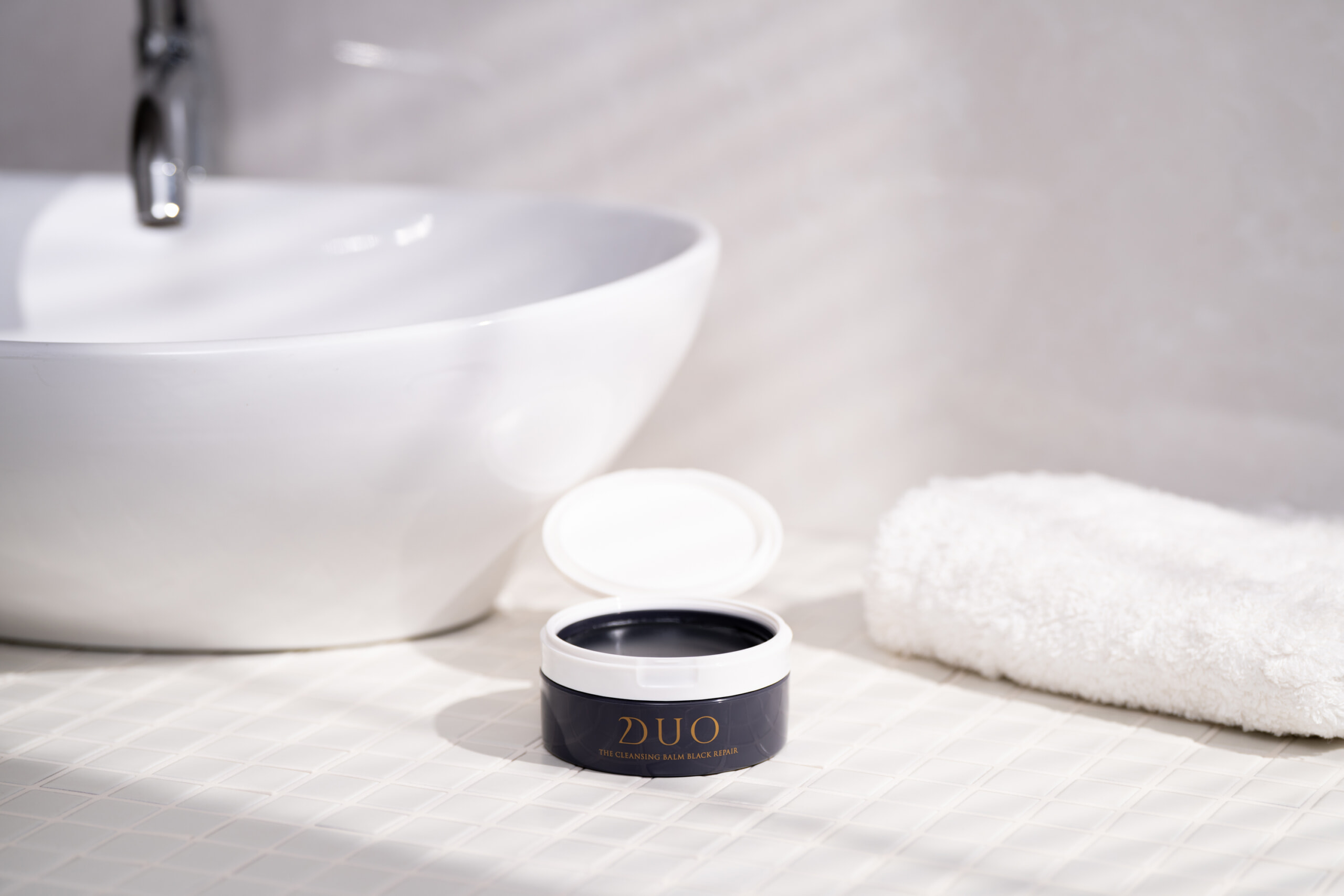 角版写真_DUO ザ クレンジングバーム ブラックリペア