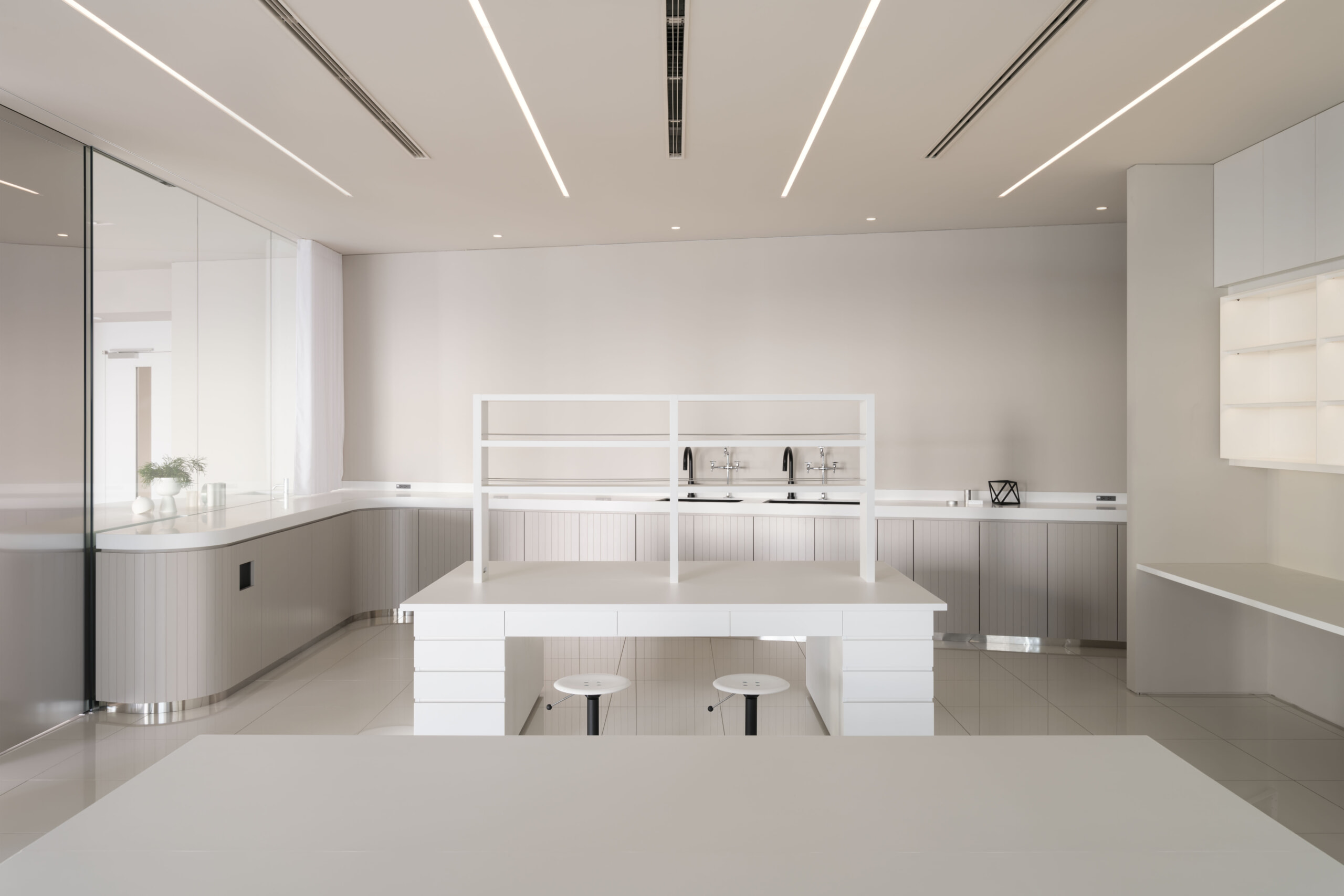 プレミアアンチエイジング_オフィス紹介_PREMIER LAB