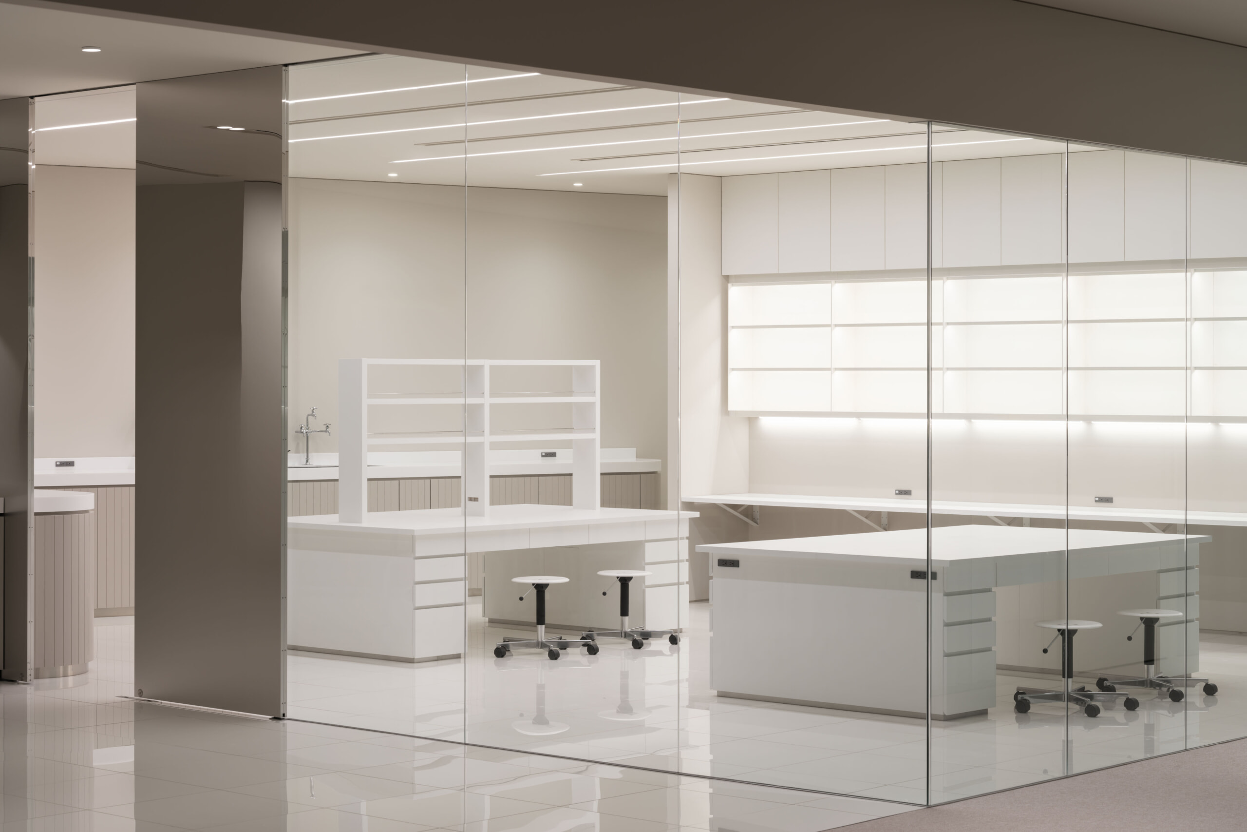 プレミアアンチエイジング_オフィス紹介_PREMIER LAB