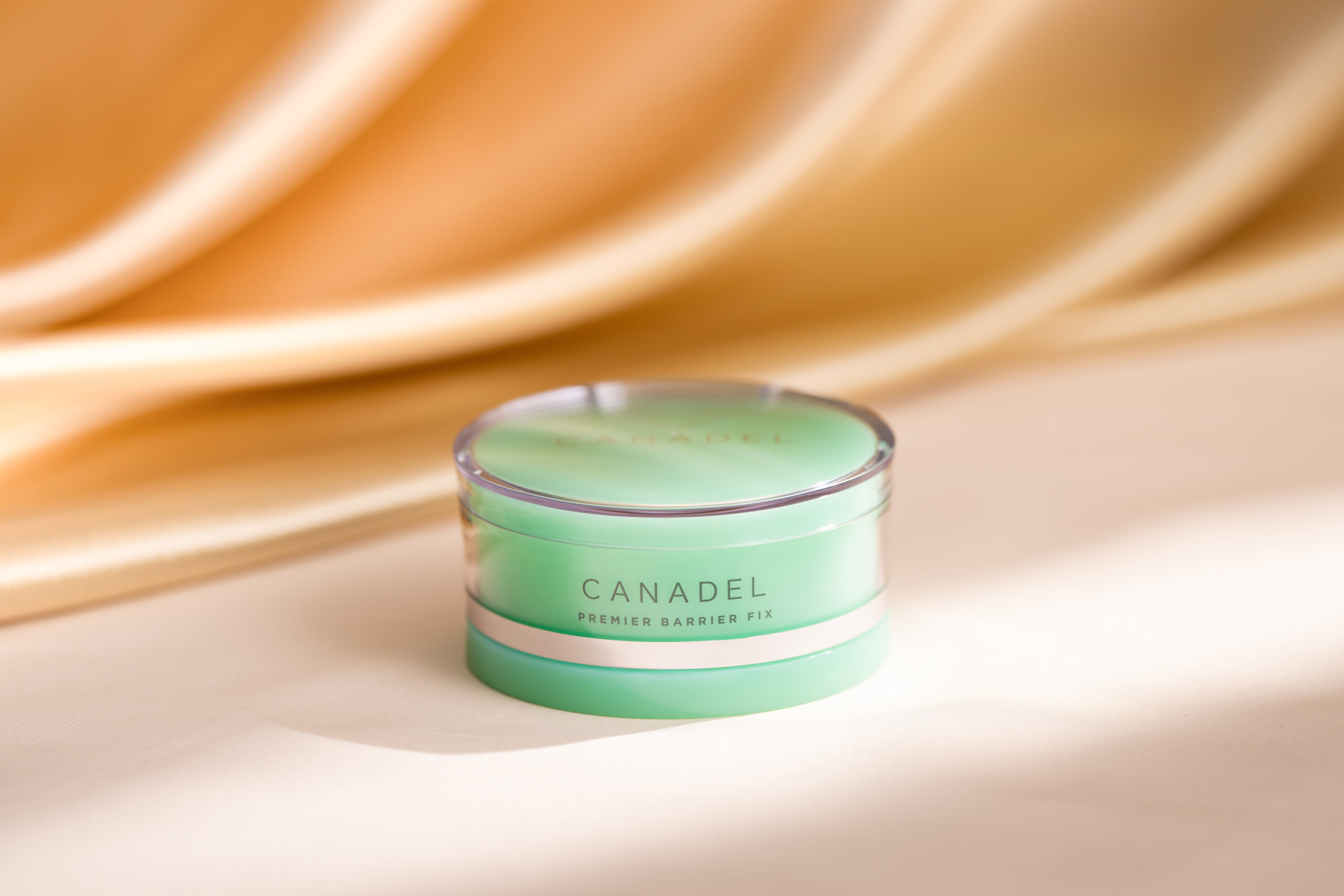 CANADEL プレミアバリアフィックス