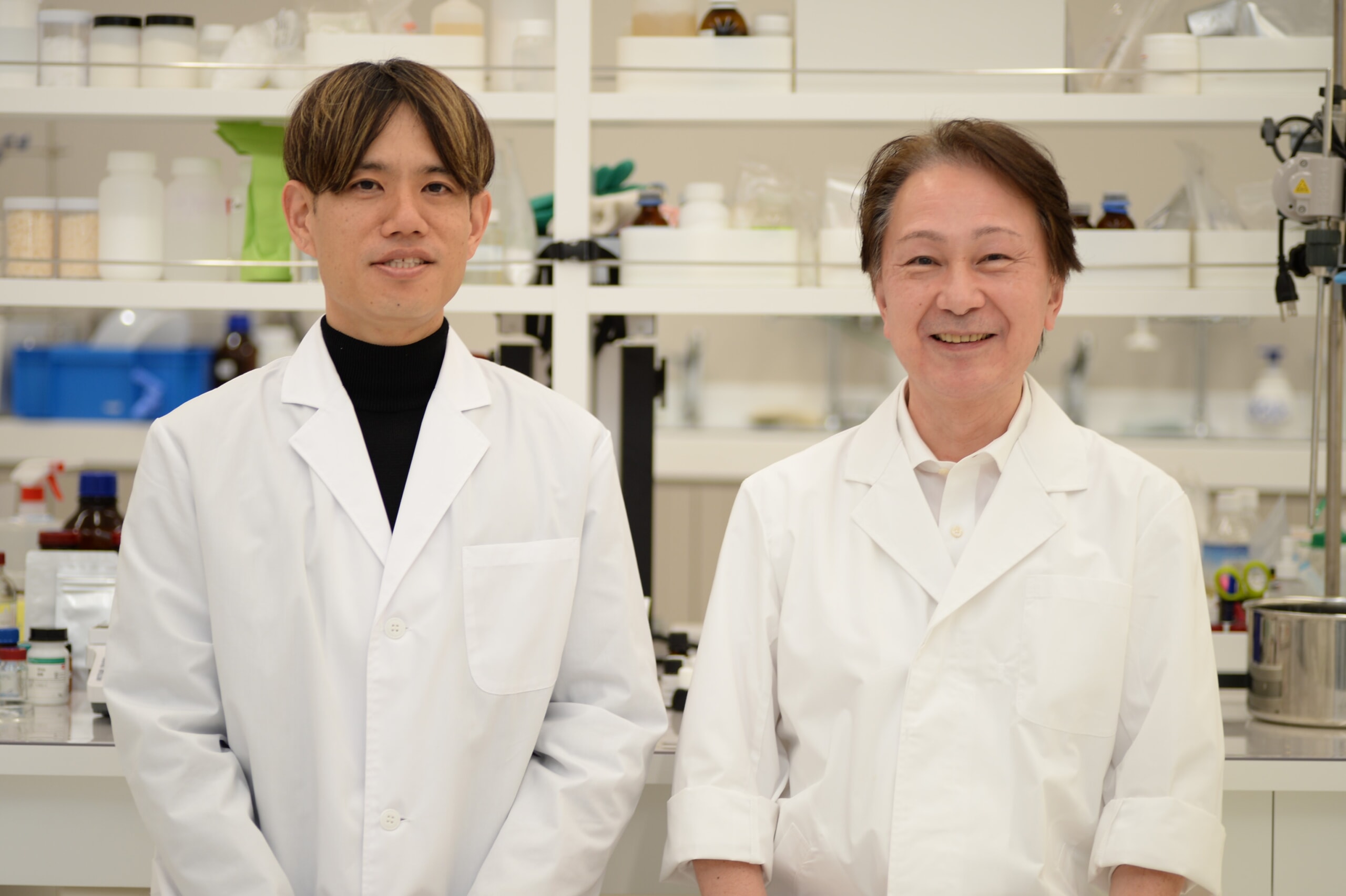 笑顔の松尾さんと林田さん